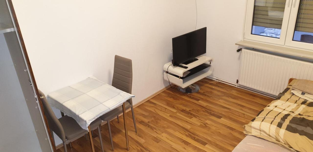 Private Unterkunft Askinartar Mainz Exterior foto